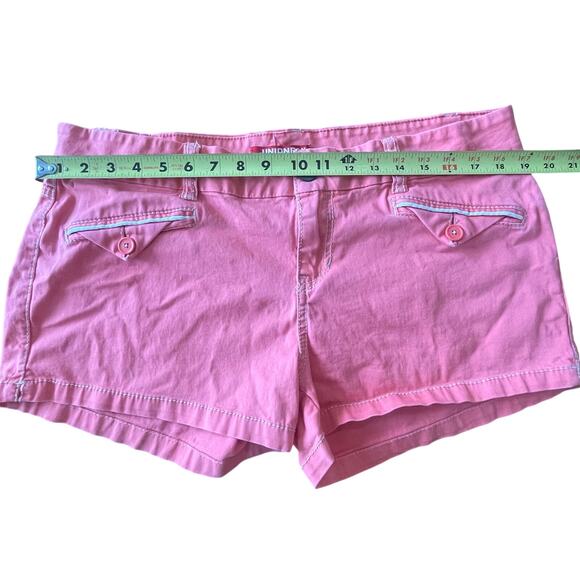 Unionbay  Women's Y2K  Stretchy Jean Shorts  Size 17 Peach - Picture 4 of 9